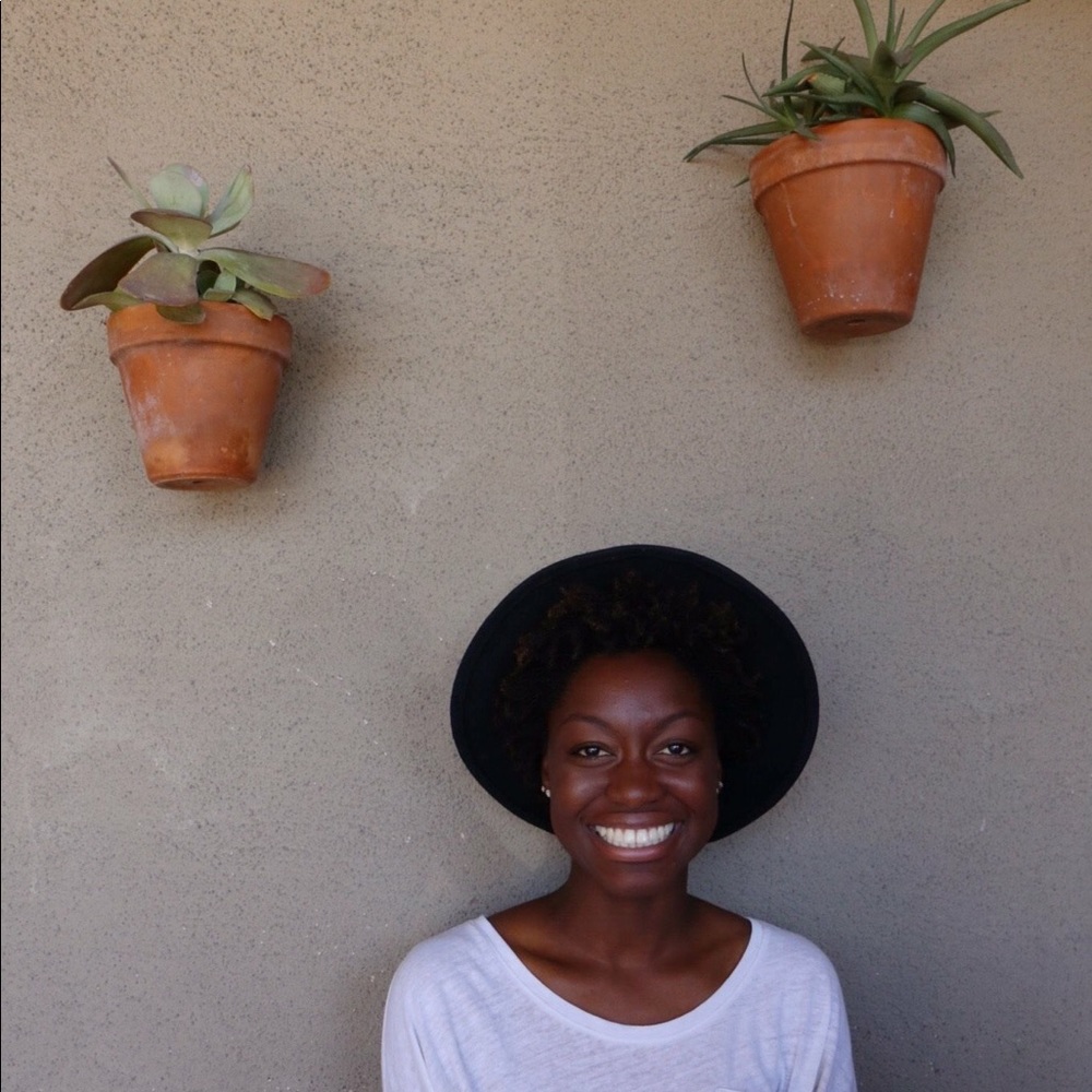 Meet your Posher, Wyahee